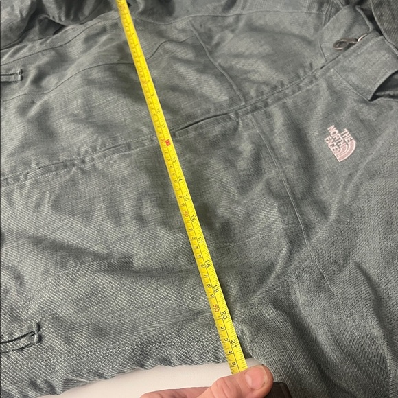 The North Face Women's Teal HIVENT Hooded Ski Jacket skying snowboarding - Picture 13 of 16